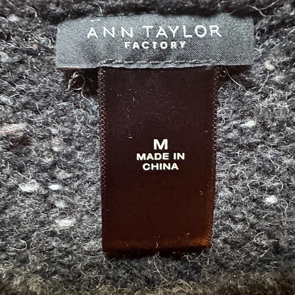 Ann Taylor factory size medium cold shoulder long sleeve sweater - Picture 5 of 7